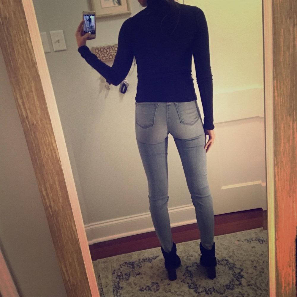 Preloved JBrand Size 25 Skinny high rise jeans